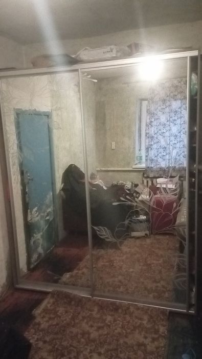 Шкаф купе с зеркалом