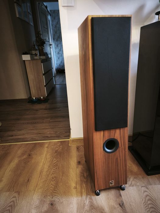 Studio 16hz Aries Reference