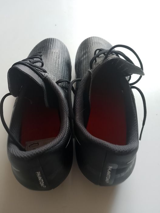 Korki piłkarsie Nike