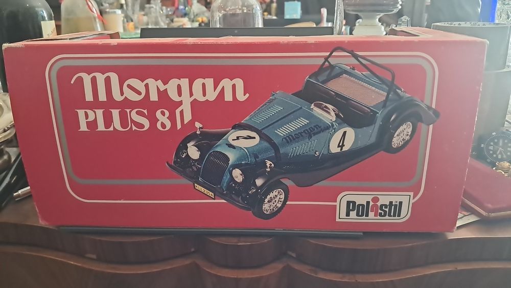 Carro de colecção 1/18