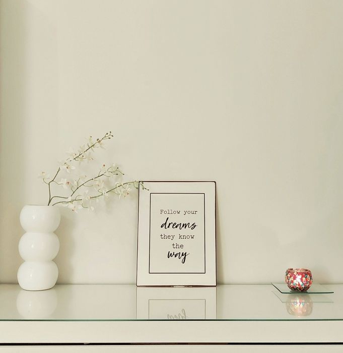 Decorative metal plaque