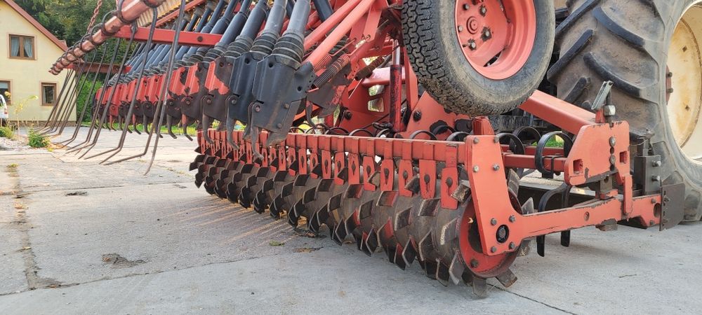 Agregat uprawowo siewny Famarol siewnik agregat