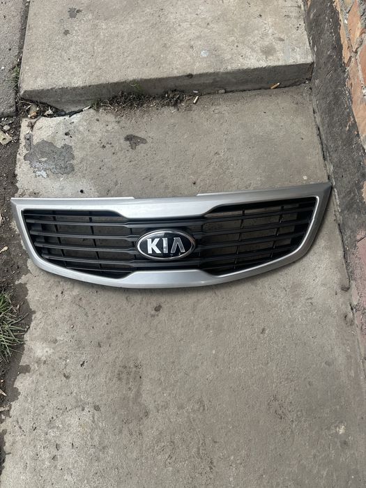 Решітка KIA Sportage