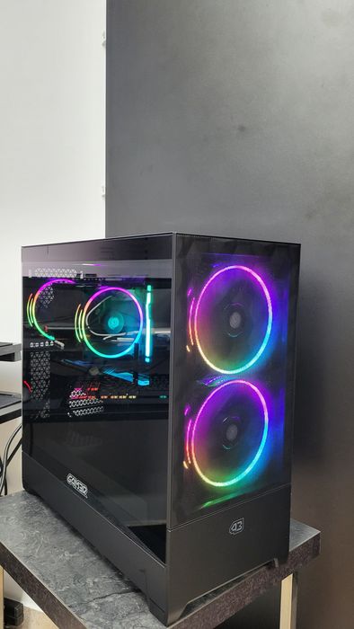 Komputer gamingowy AMD Ryzen 7-7800X3D/32GB/RTX5070/1TB Gwarancja