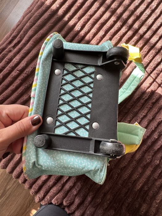 Чемодан дитячий (рюкзак на колесах)