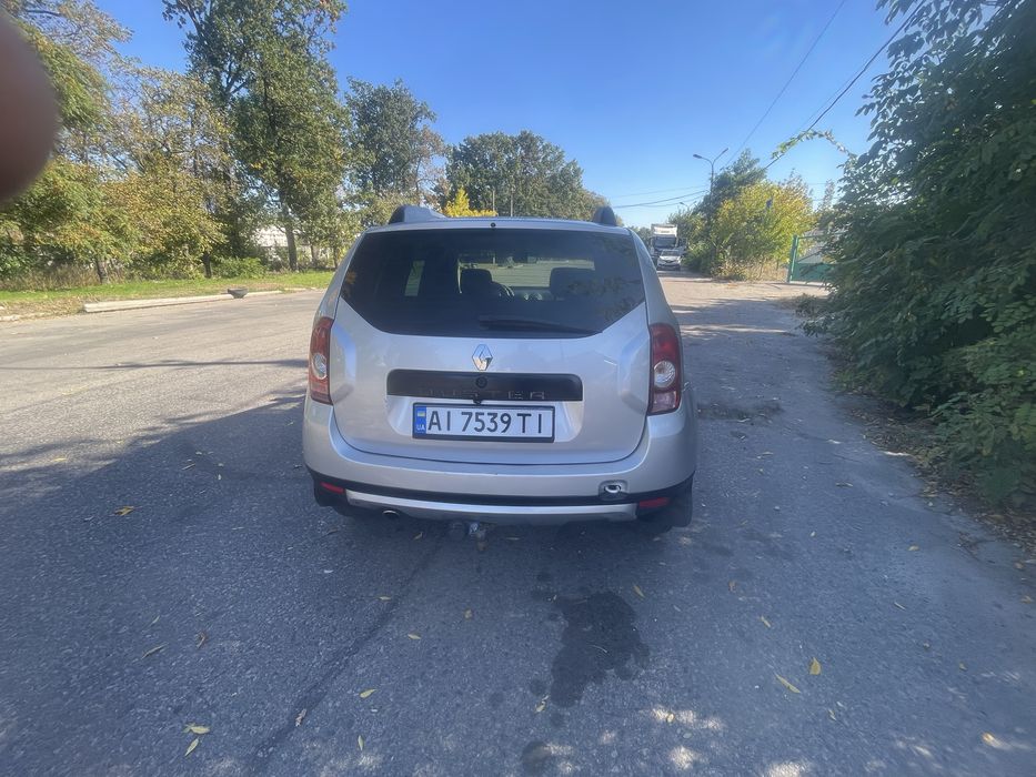 Renault    Duster