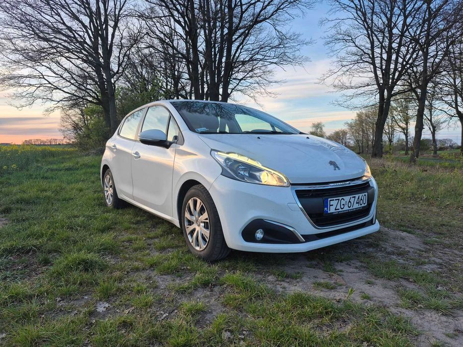 Peugeot 208 1.2 Benzyna