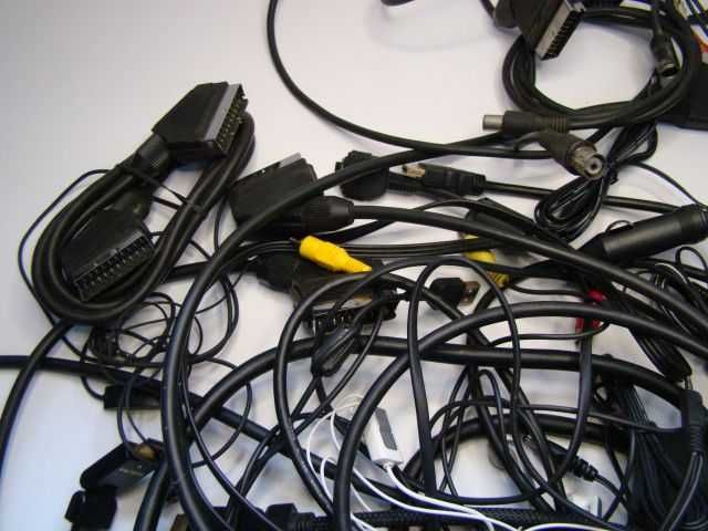 różna kable zestaw kable komputerowe i inne