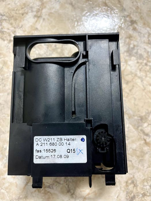 Porta-copos original Mercedes-Benz W211