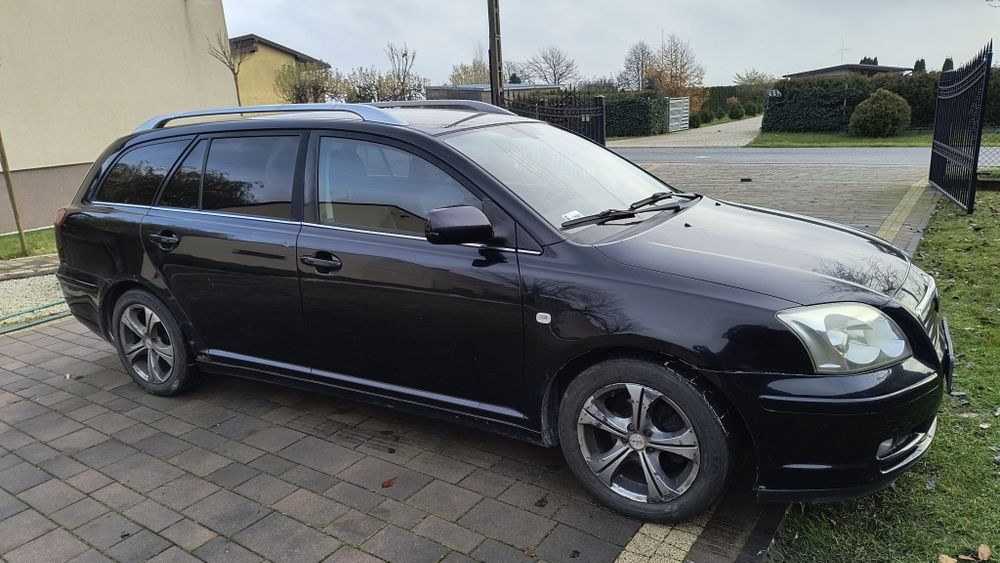 Toyota Avensis Kombi 1,8 , gaz