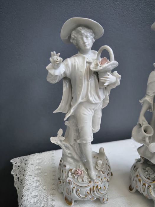 Stare figurki porcelanowe XIX wiek