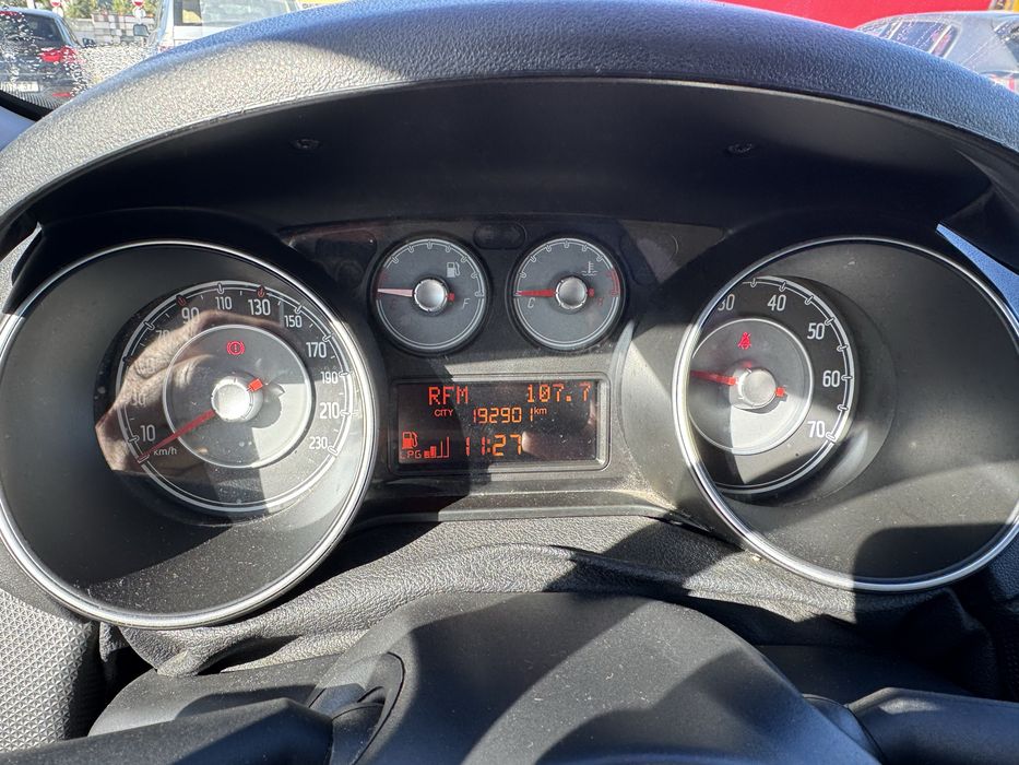 Fiat grande punto gpl — photo 4