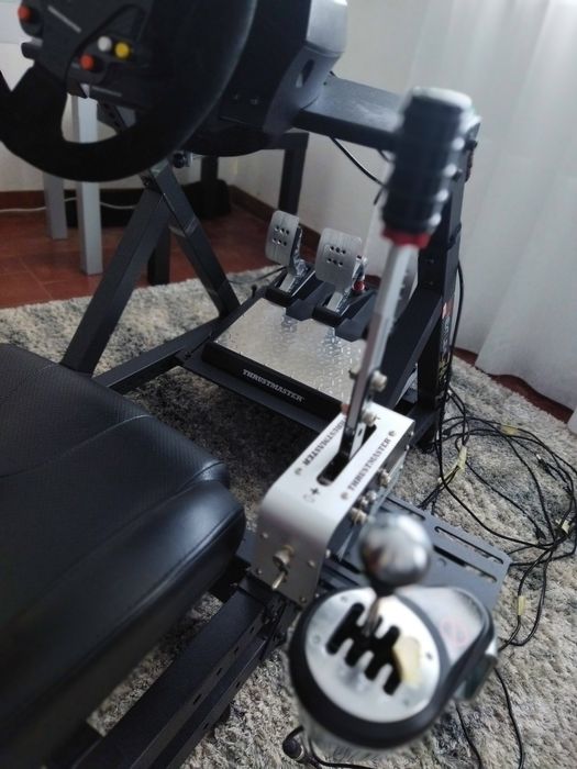 Sim Racing Gt track Thrustmaster64284520874115123