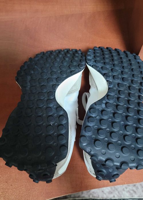 Кросівки new balance 327, оригінал,  35 розмір, 22.5см 1250