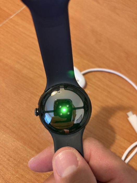 Google Pixel Watch 4 czarny 45mm stan bardzo dobry