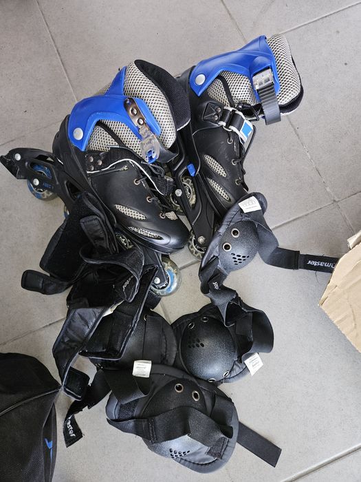 Raquete de Padel e patins