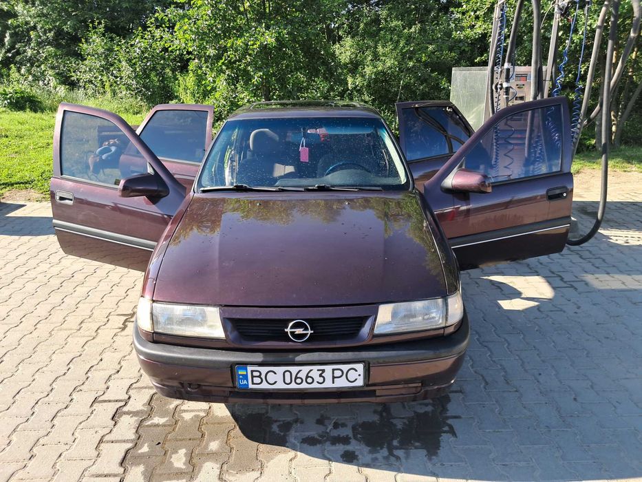 Вектра А 2.0і 1993р.