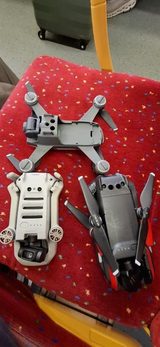 Vendo 3 drones para pecas  posso vender separado