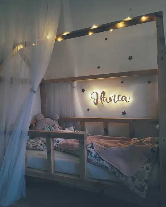 Lampka nocna z imieniem dziecka - na baterie