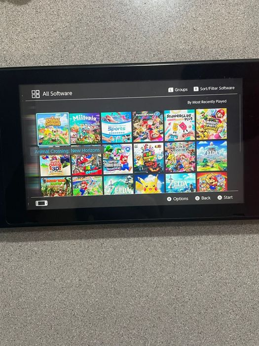 Nintendo Switch Desbloqueada + 4 Joy-Cons com dezenas de jogos incluidos