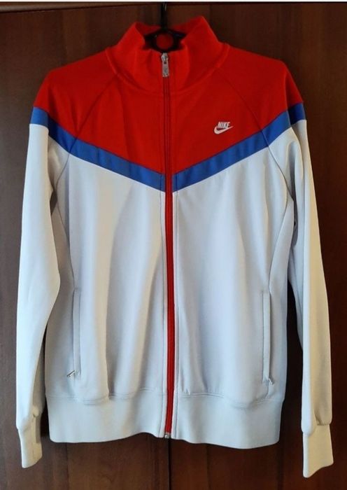 Продам кофту р.М стан ідеальний