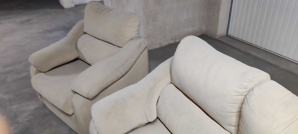 Conjunto Sofá 3 lug. + Poltrona + Puff (Confortável / Oportunidade)