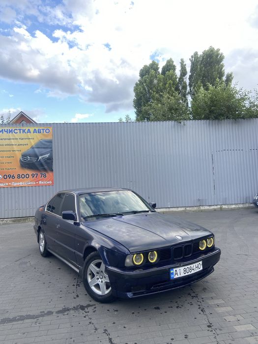 BMW e34 m50b25.