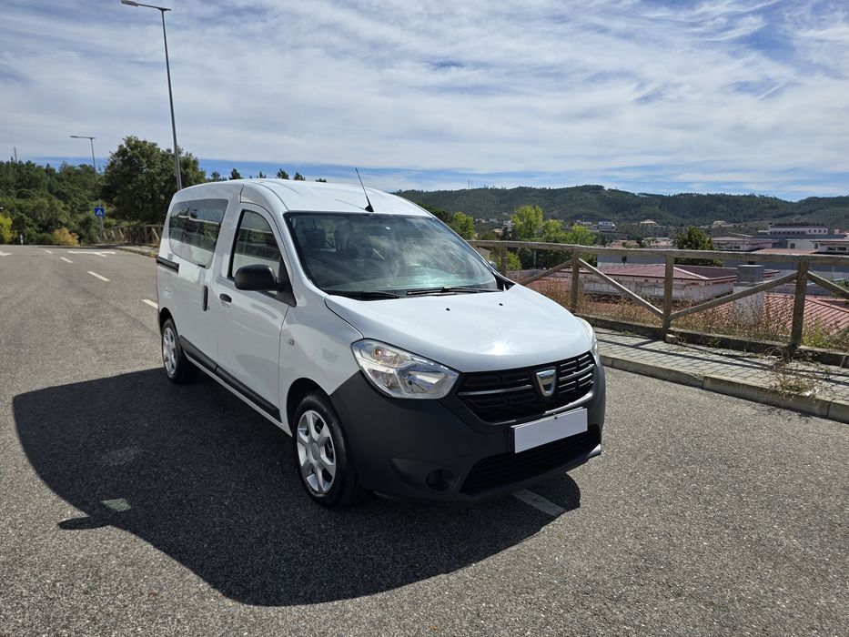 Dacia Dokker 1.5 DCI 95cv 5 Lugares Essential Nacional 2020 1 Dono