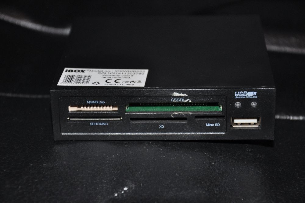 Wewnętrzny czytnik kart