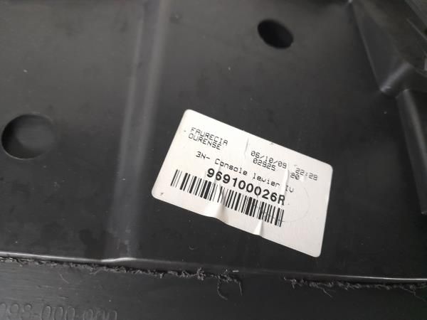 Consola central RENAULT Megane III Grandtour (KZ0/1)
