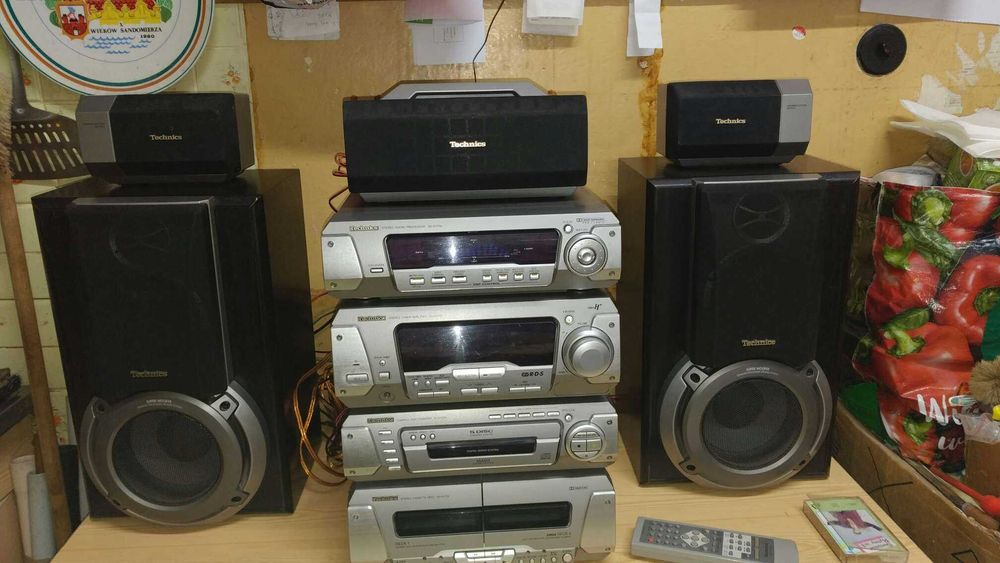 Wieża TECHNICS SC-EH750 5xCD  kino domowe komplet 5 głośników pilot