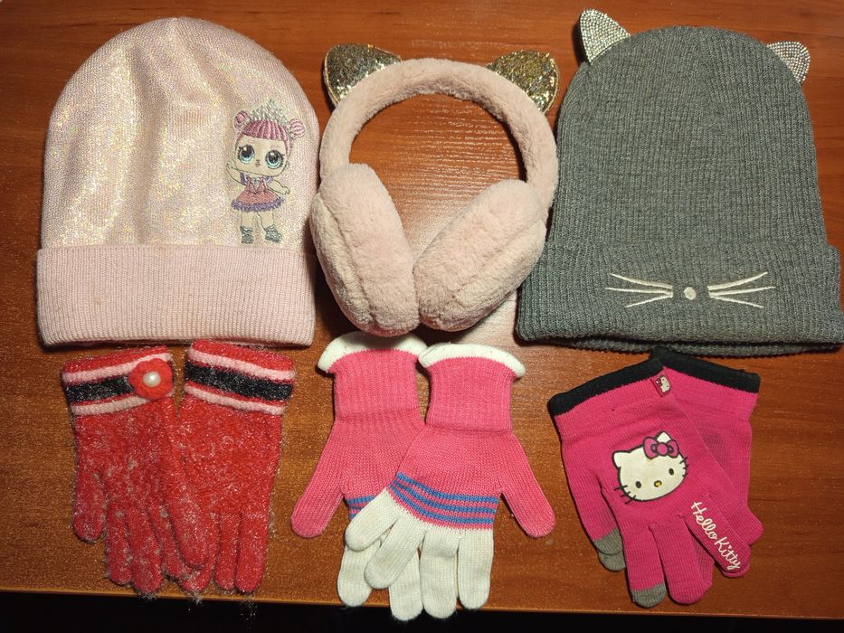 Шапки та перчатки