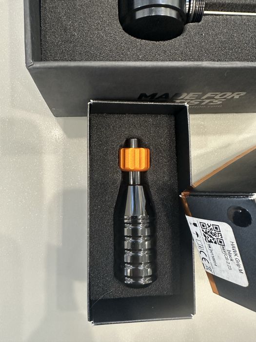 Тату машинка Cheyenne Sol Terra (Black) з тримачем. СТАН НОВОЇ!