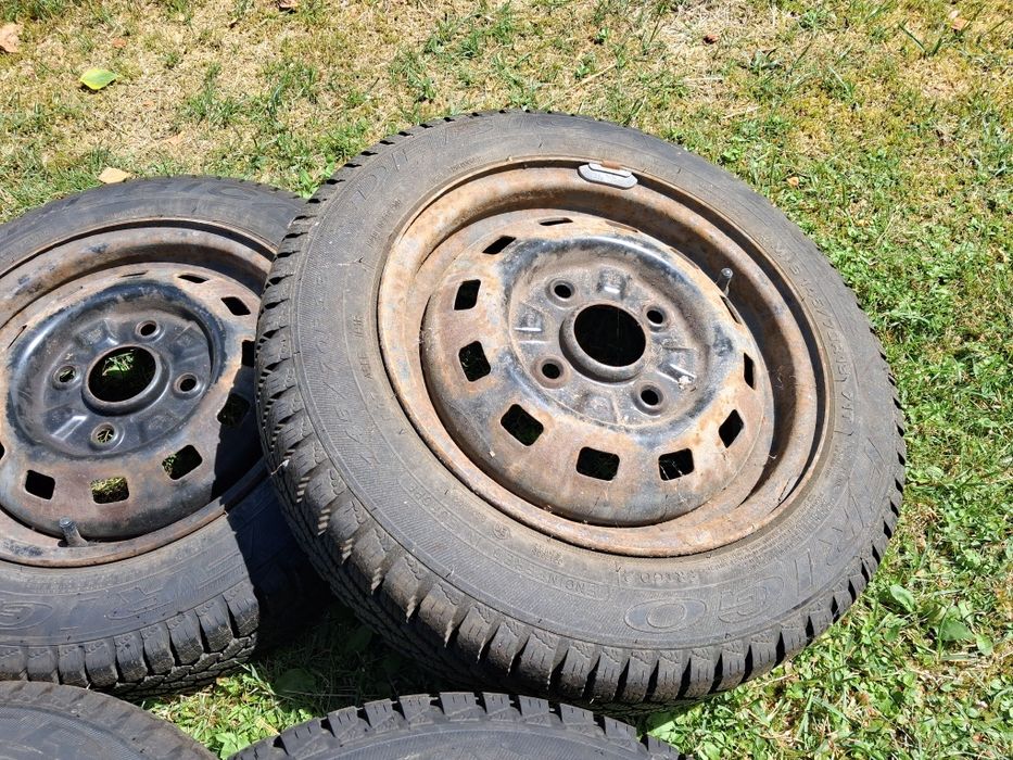Prawie nowe opony Matiza 145/70R/R13 DE BICA