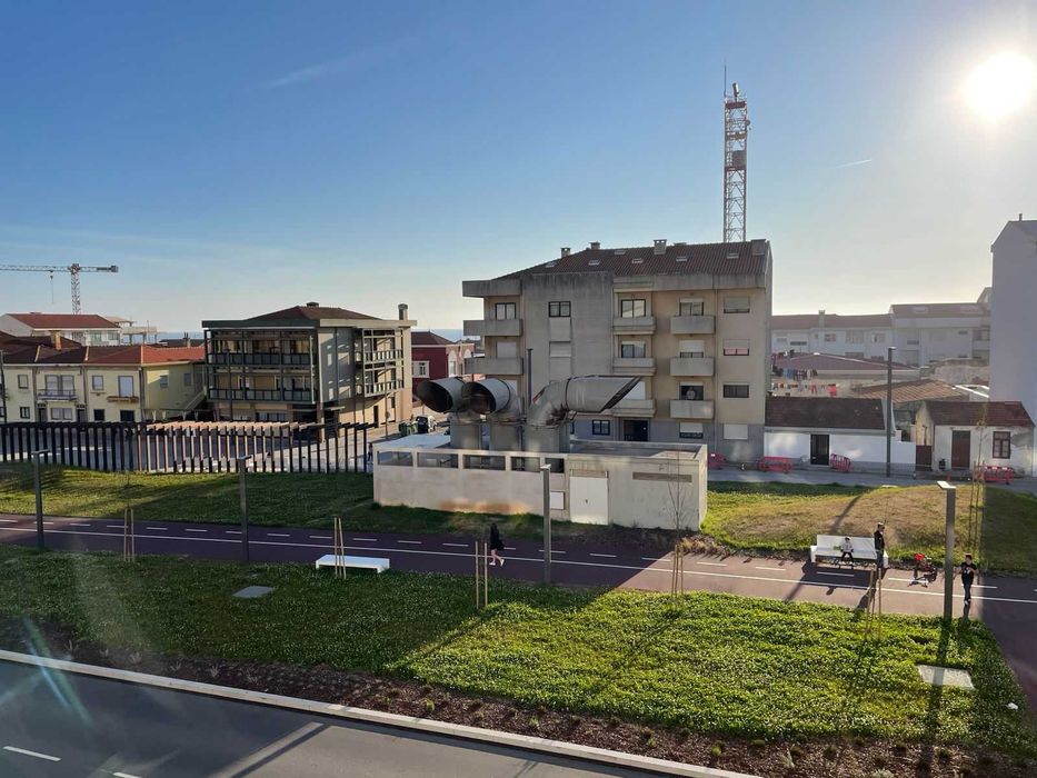 Apartamento T3 mobilado em Espinho