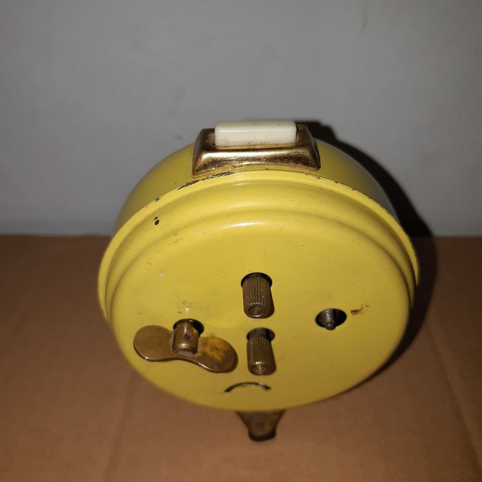 Часы будильник"CARAT"