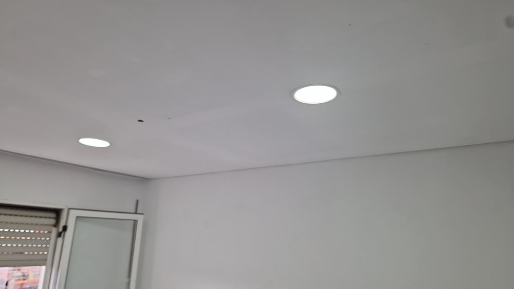 Estuque, Barramento e Pintura apartir r de 200€. Fale comigo. Watsap 913 557 523  obrigado.