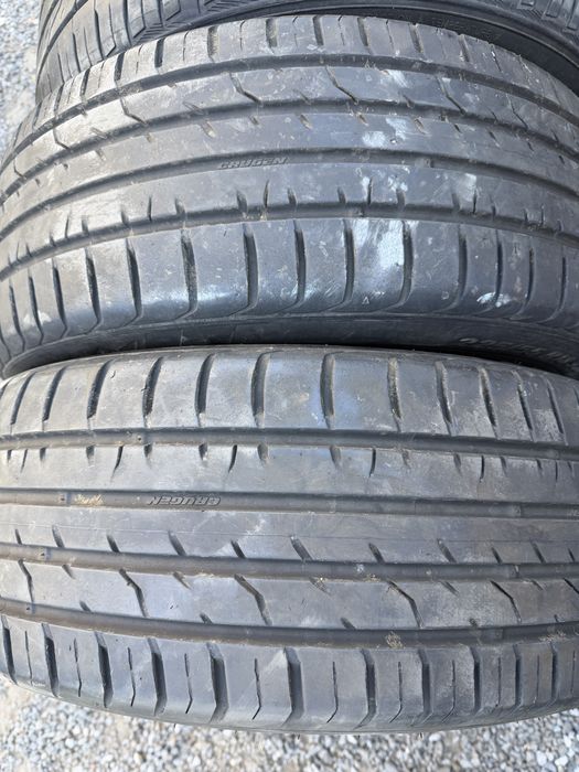 Opony letnie 225/55R18 2x6mm i 2x5mm  0122 i 4420 4szt