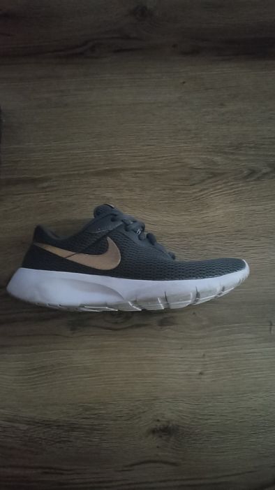 Buty Nike damskie