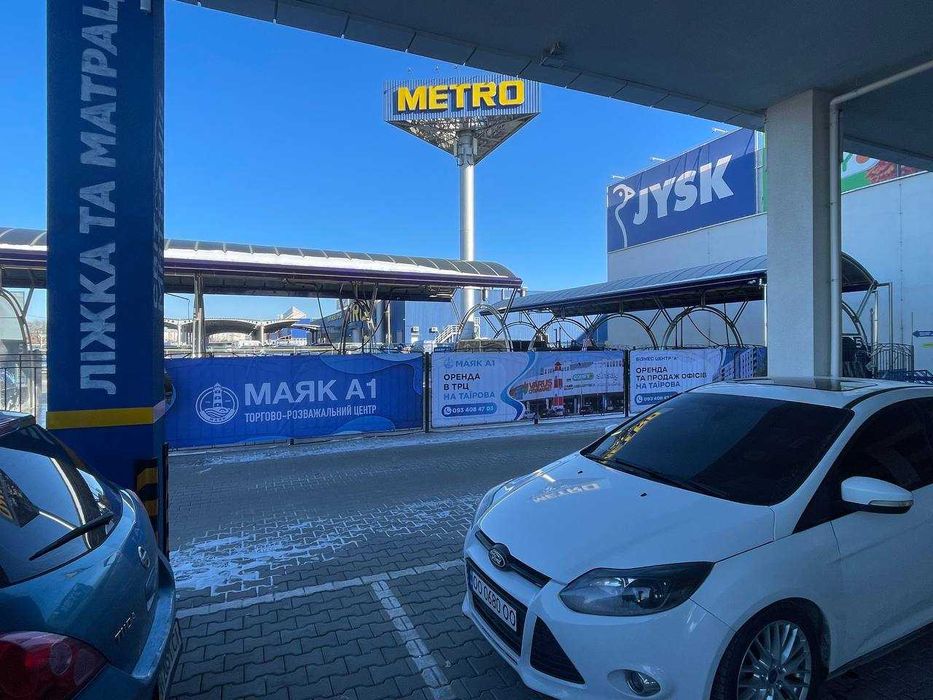 Орендуй приміщення під свій бізнес у новому ТРЦ!