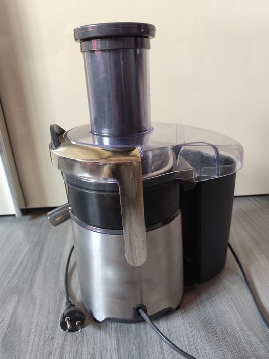 Соковижималуа Tefal ZE610D