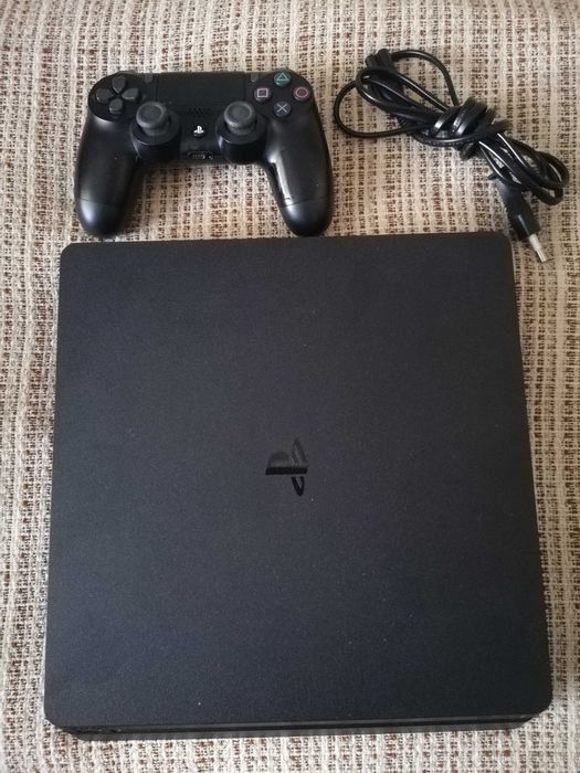 Konsola PS 4 slim  1tb
