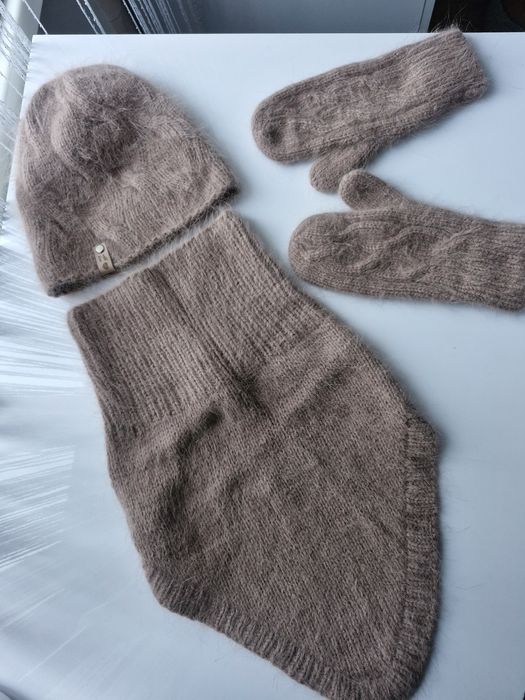 Шикарний комплект з ангори Hand made
