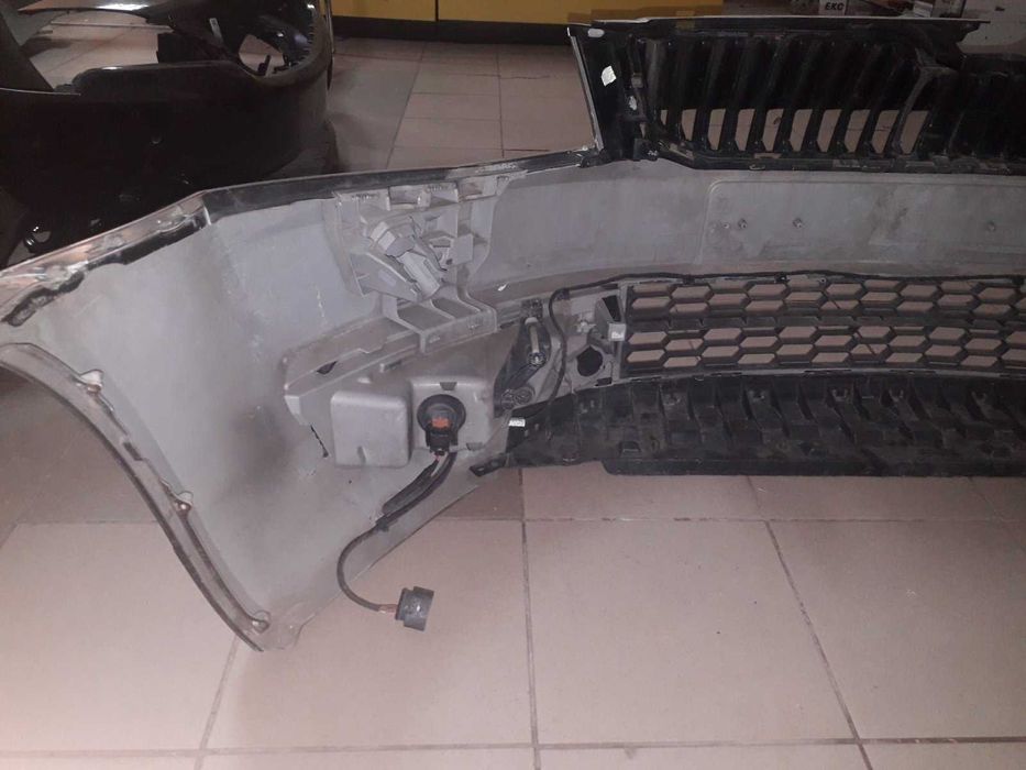 Бампер передній Skoda Octavia A7 (комплектний)