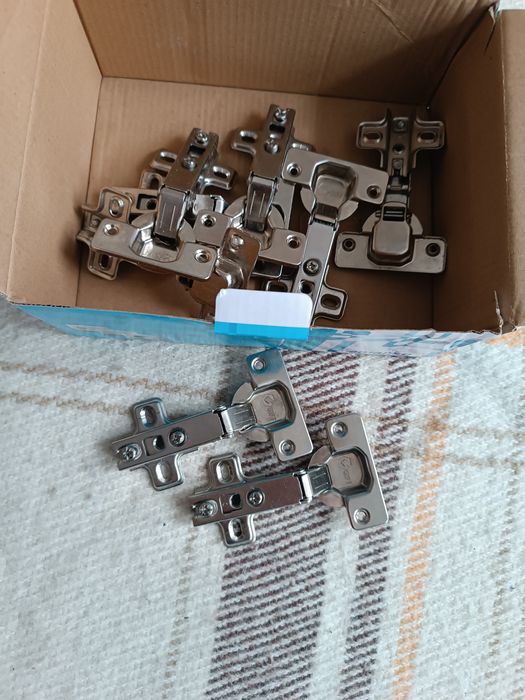 Петля накладна завіса меблева