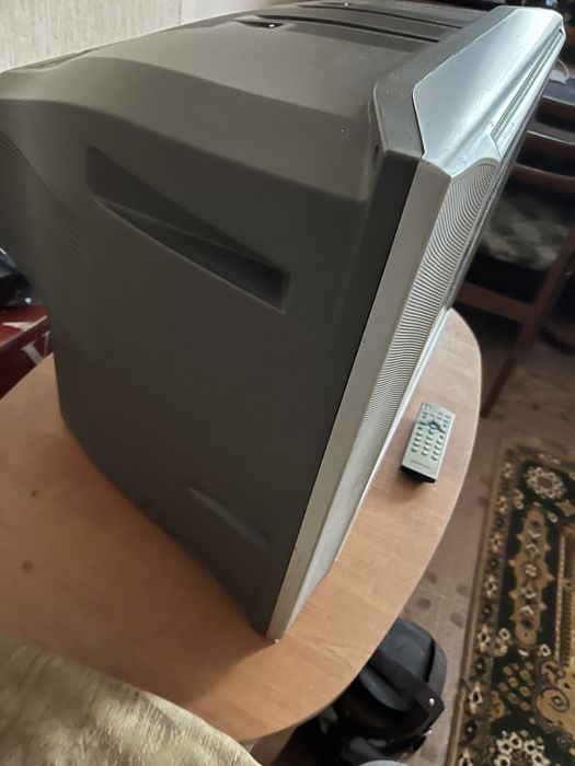 Продам телевизор