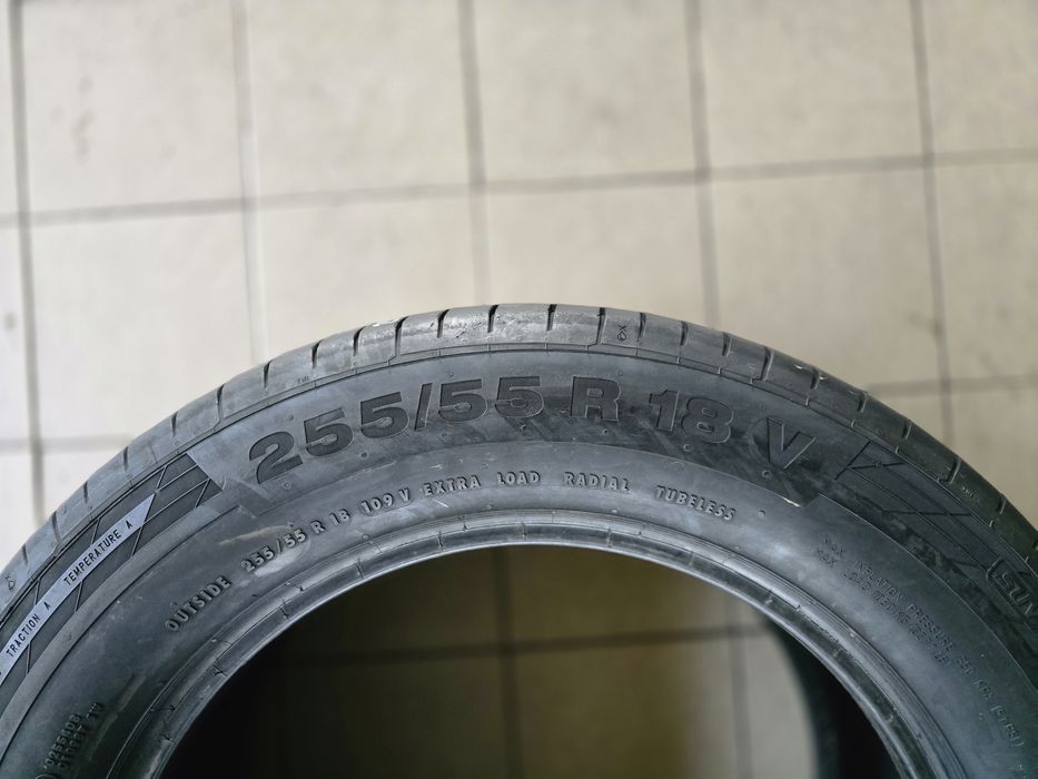 Pneus 255/55 R18