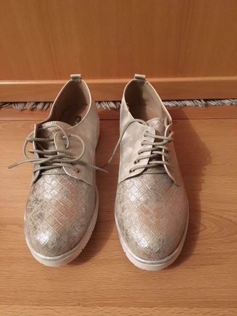 Sapatos Prateados Nº 40 Novos