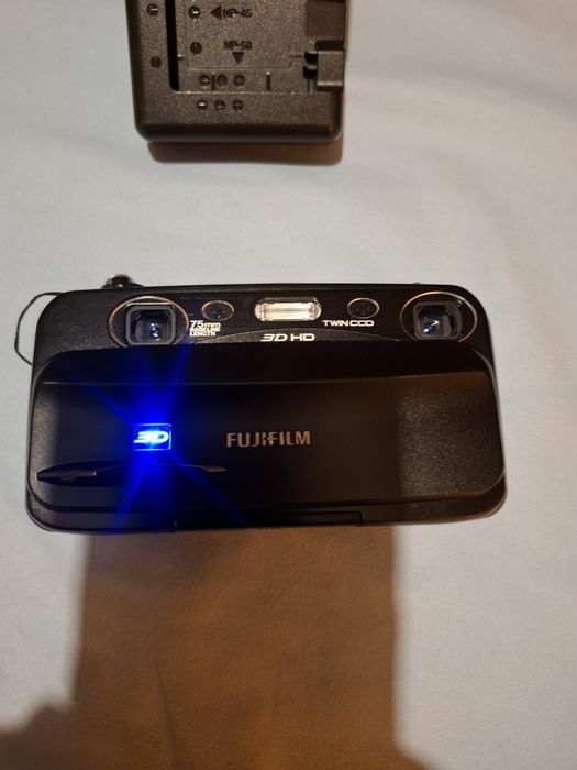 Aparat 3D Fujifilm FinePix Real 3D W3 HD | Stan Idealny 100% Sprawny | Komplet Akcesoriów | Retro CCD Real 3D