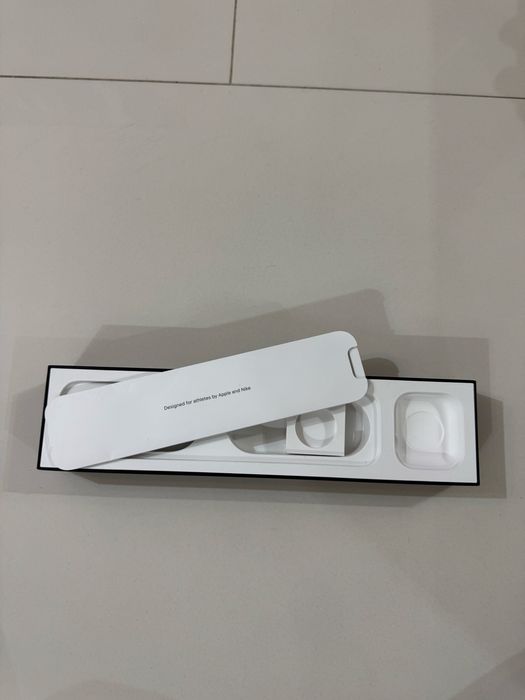 Apple Watch series 5 44mm x Nike
